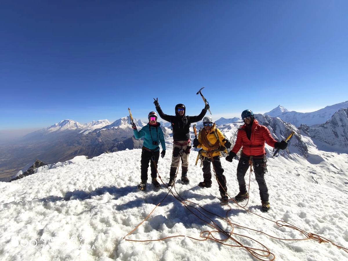 Ascenso Nevado Vallunaraju